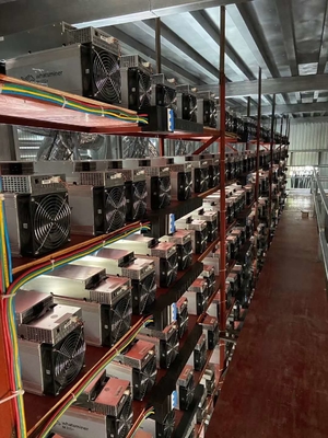O mineiro Hyd 198t 5445W 27.5j/T de Bitcoin disponível para Preorder na entrega de Hong Kong